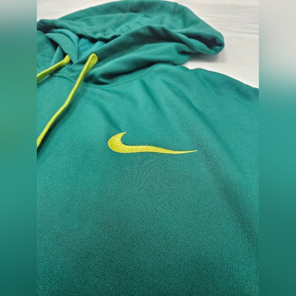 Nike XL, Green and Yellow, 100% Polyester Hoodie - Picture 2 of 9